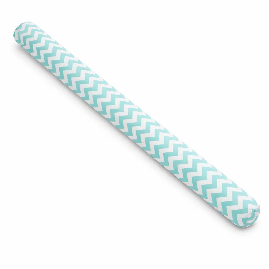 LEANBE Bettkantenschutz 70x20x14 cm + Bettschlange 150x15 cm – Türkis-Weiß Chevron